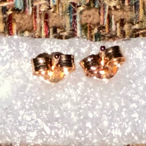 Pandora Earrings - Picture 3 of 3